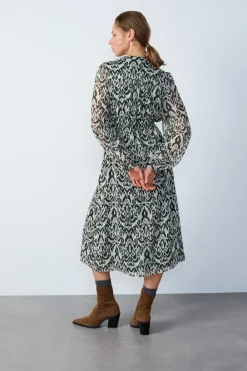 Sale ETAM Vestido largo estampado fluido CRUDO