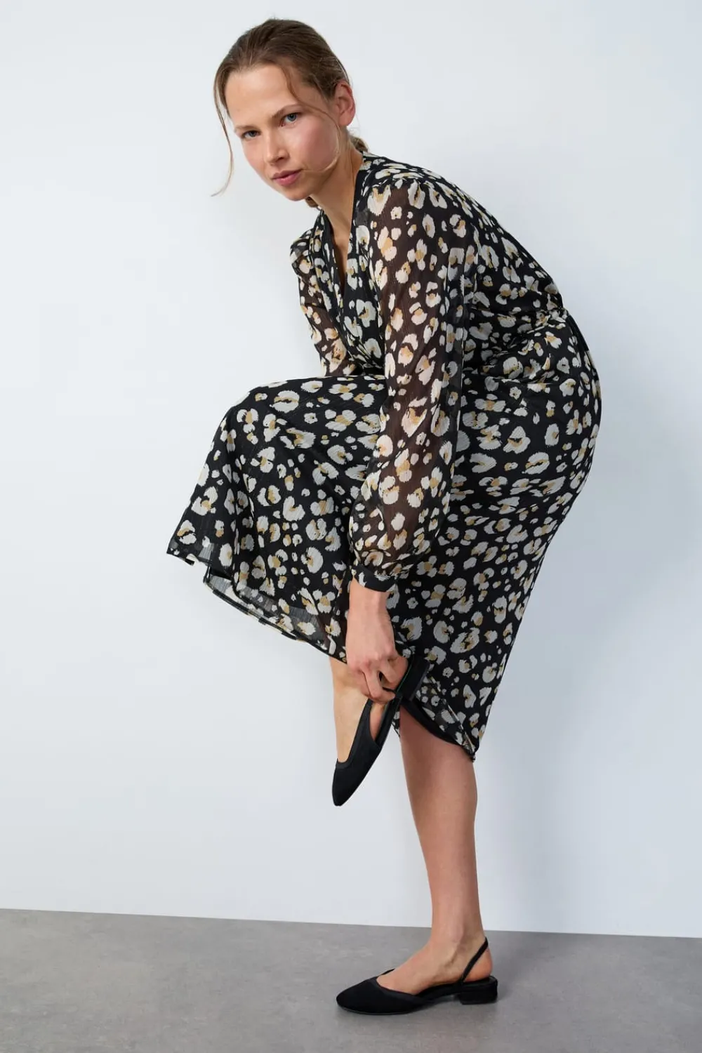 Online ETAM Vestido largo estampado fluido NEGRO